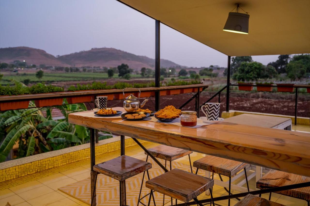 Saffronstays Onellaa, Nashik - Infinity Pool Villa Surrounded By A Vineyard Luaran gambar