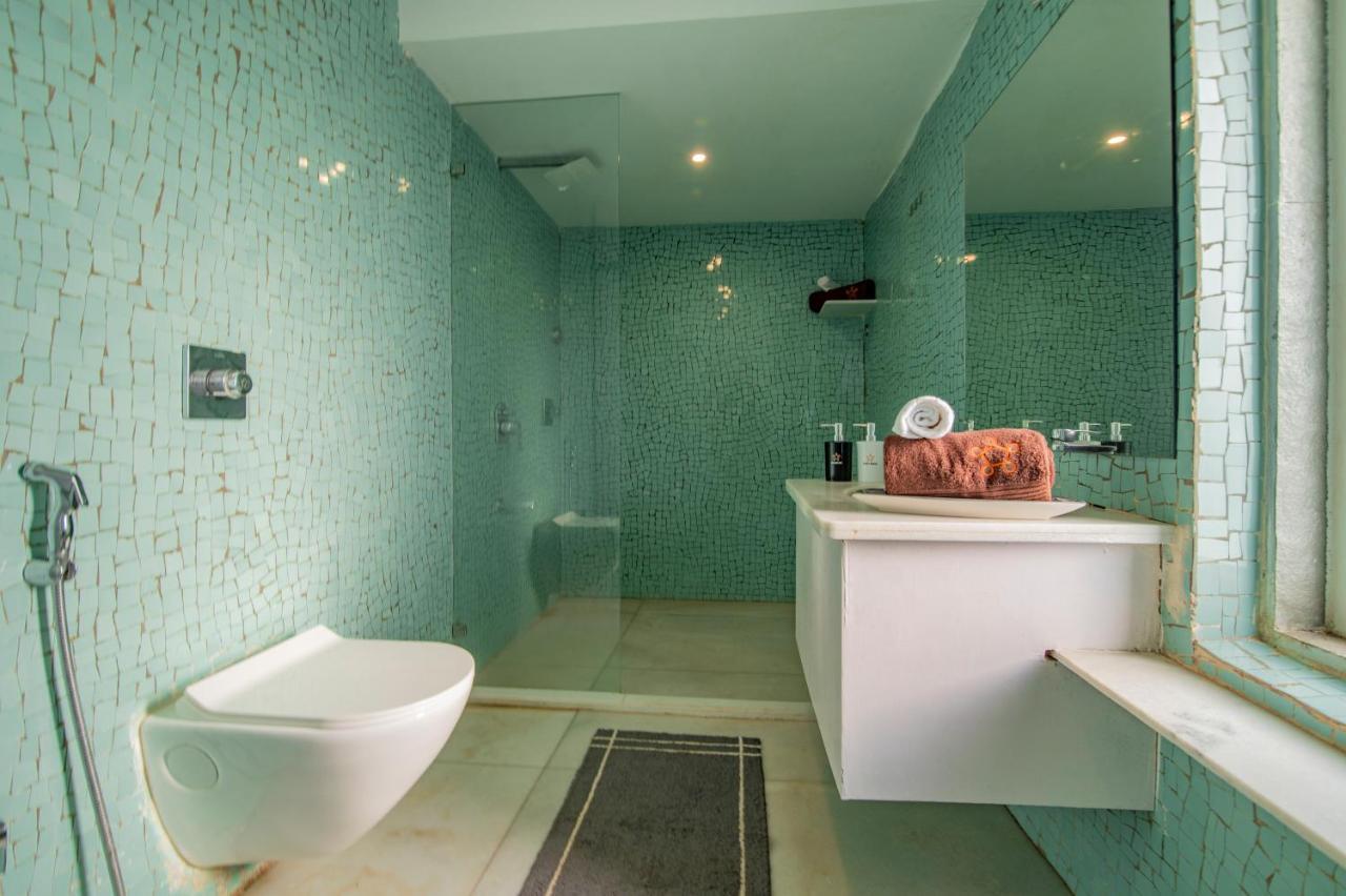 Saffronstays Onellaa, Nashik - Infinity Pool Villa Surrounded By A Vineyard Luaran gambar